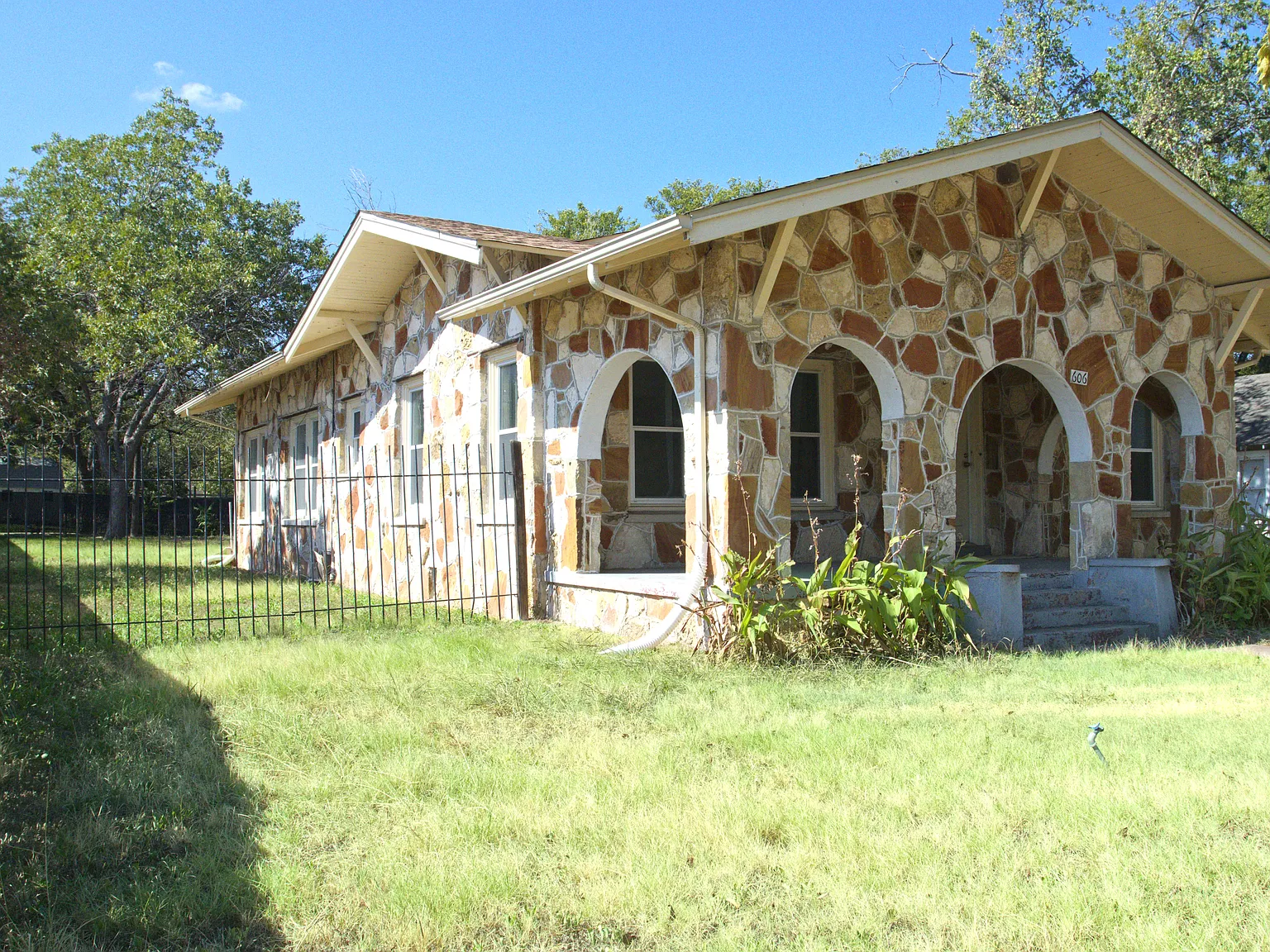 3 bed, 1515 sqft, $1,500 — Photo 3