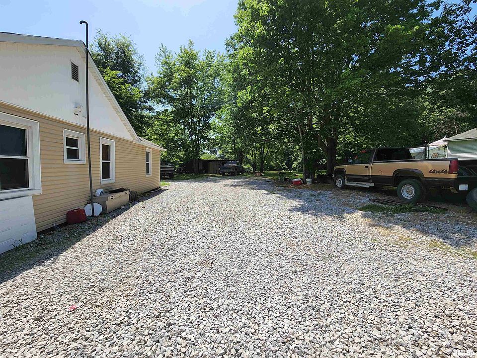 105 N Fir St, Enfield, IL 62835 Zillow