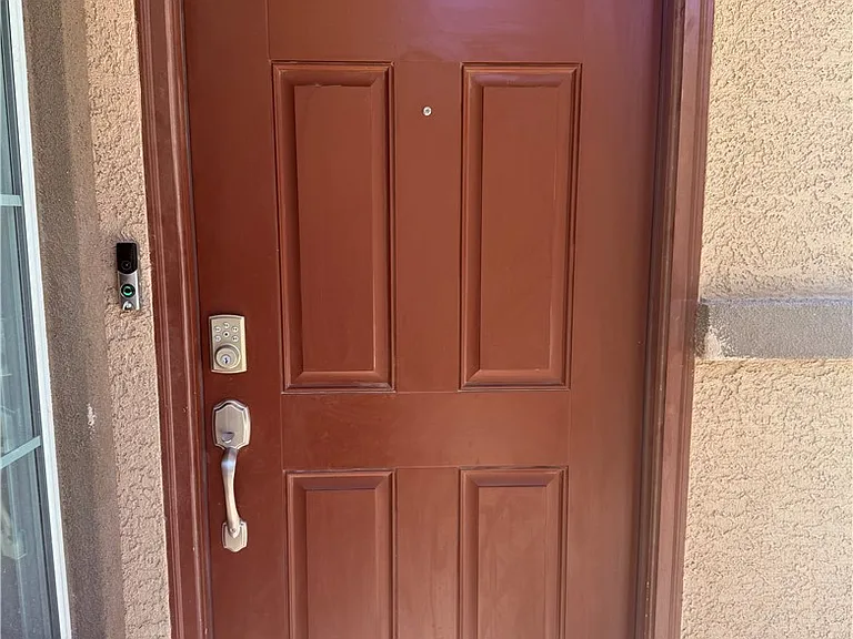 7331 Sunray Point St — Photo 5
