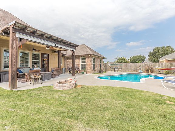 3rd image of 106 Anzalone Dr