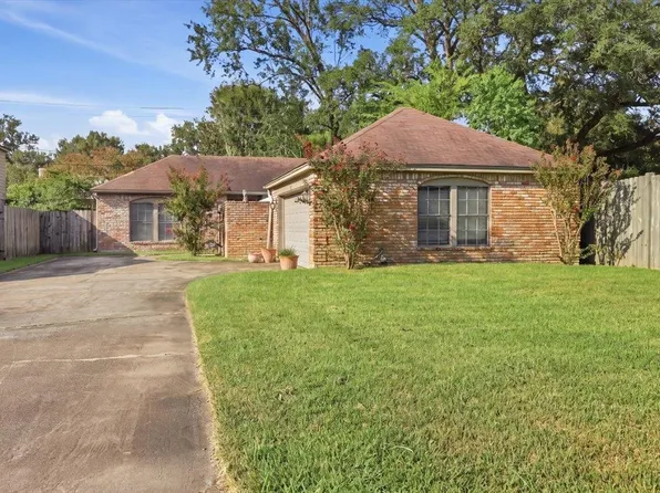 2530 Harrison St, Beaumont, TX 77702