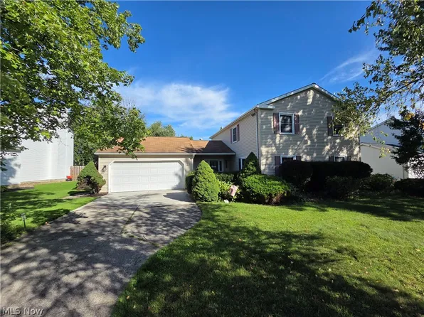 12830 N Star Dr, North Royalton, OH 44133