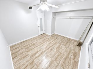 1009 N Wright St, Santa Ana, CA 92701