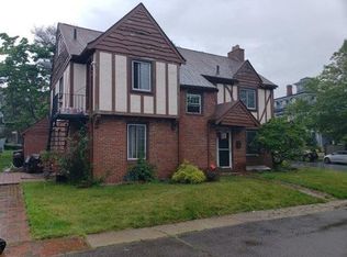 280 Ocean St, Lynn, MA 01902