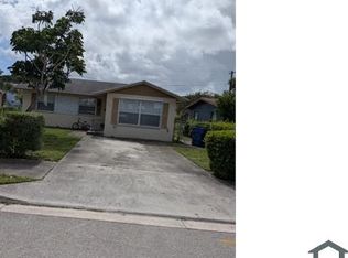 1625 W 29th St, Riviera Beach, FL 33404