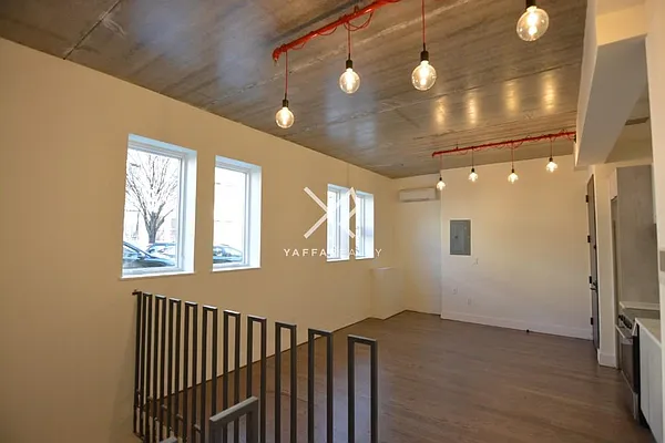 Rented by Yaffa Realty LLC | media 24