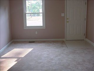 2nd image of 206 High St