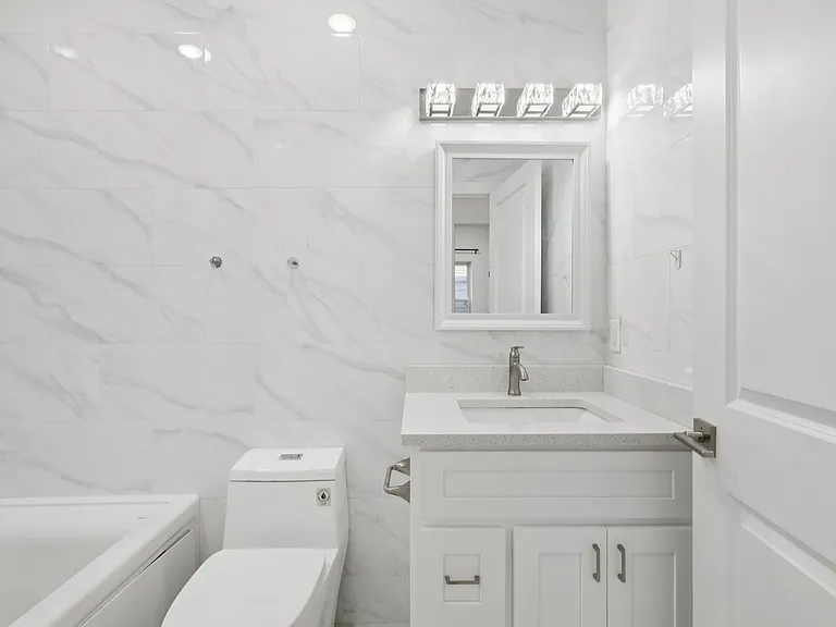 131 Zabriskie St #1 — Photo 29