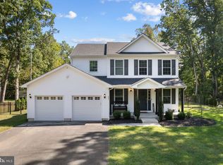 561 Hickstown Rd, Sicklerville, NJ 08081