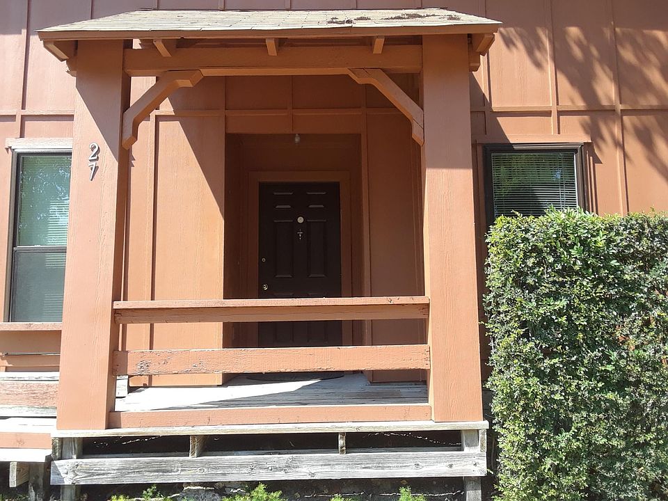 1st image of 3923 Old Oaks Dr APT 27