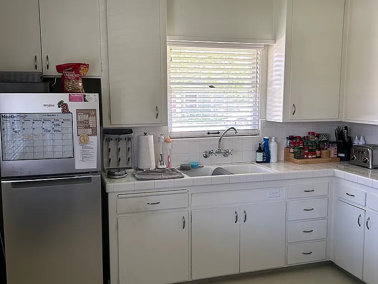 836 W Almond Ave — Photo 9