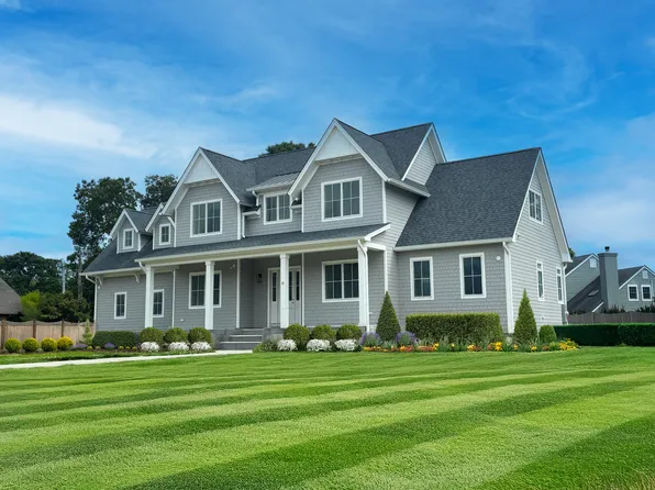 https://photos.zillowstatic.com/fp/752c4ae2cedc5b3e35370671d983bf63-p_e.webp
