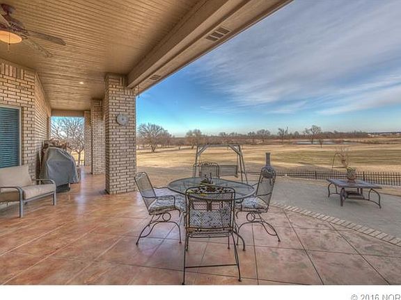 4th image of 804 Stone Creek Ct