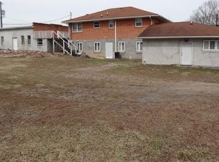 360 W Washington St, Lewisburg, WV 24901