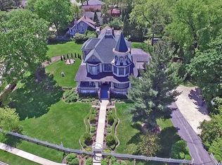 344 Fremont St, Woodstock, IL 60098