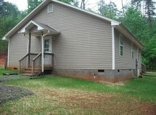 5315 Whitener Rd, Hickory, NC 28602