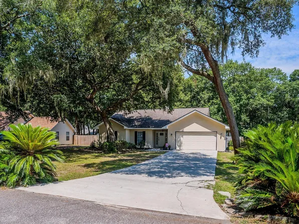 49 Telfair Dr, Beaufort, SC 29907