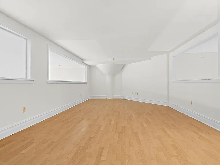 19-19 24th Ave #L214 — Photo 7