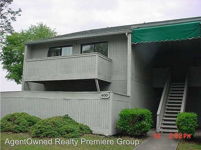 1st image of 404 Greencastle Dr