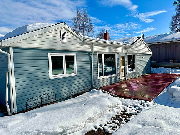 4th image of 216 Slater Dr
