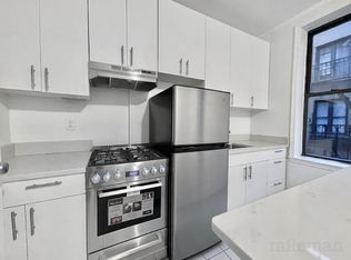305 W 45th St APT 3E, New York, NY 10036