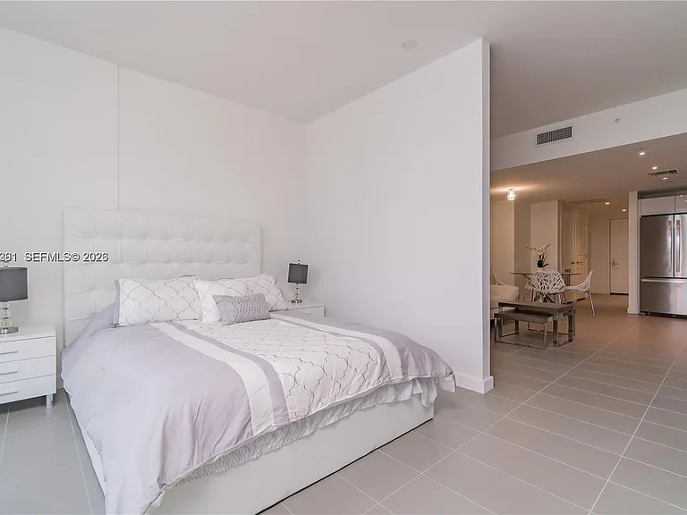 1600 NE 1st Ave #1204 — Photo 9