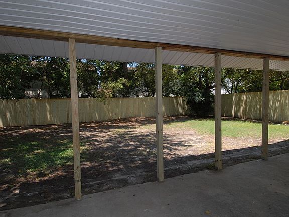 3rd image of 7445 Tyndale Ct