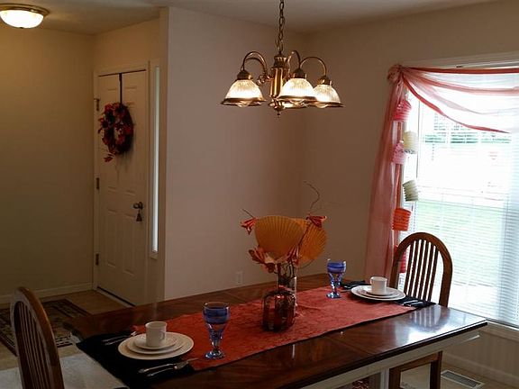 5th image of 55444 Falling Water Dr