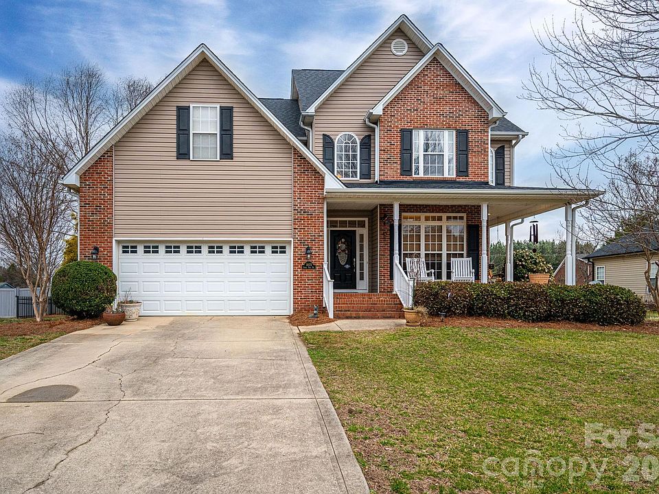 1st image of 1605 Stone Pine Dr #7