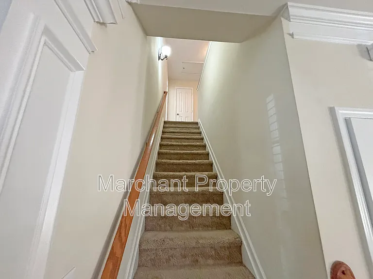 304 Horsepen Way — Photo 13