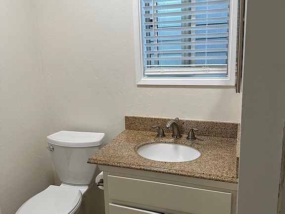 5th image of 228 C Ave #230