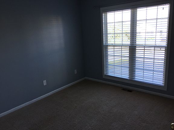 4th image of 637 Summey Farm Dr