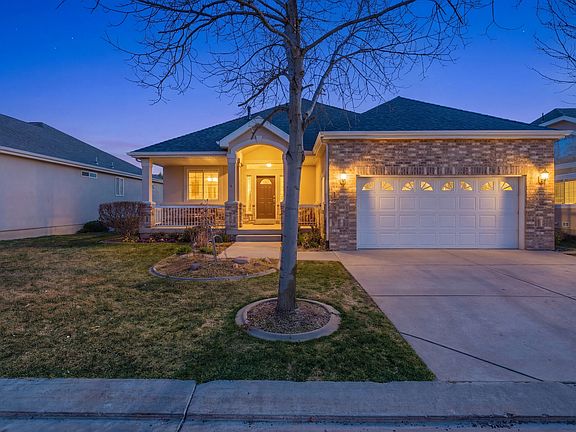 2nd image of 1434 Blacksmith Ln