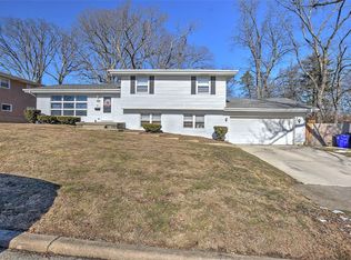 64 Dellwood Dr, Decatur, IL 62521