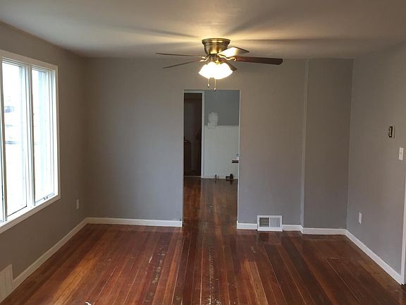 3rd image of 1782 5th St APT 1