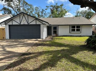2414 Manila Ln, Houston, TX 77043