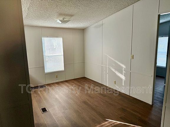 5th image of 787 Gillen St