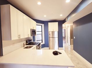 61 Oak St #3L, Jersey City, NJ 07304