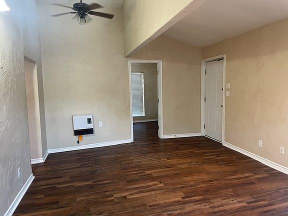 Spacious living room