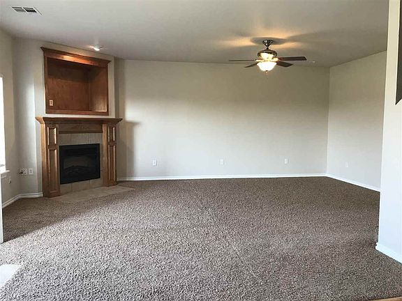 2nd image of 293 Lake Crest Dr