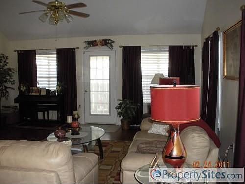2nd image of 100 Saxony Dr