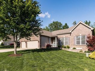 703 Autumnwood Forest Dr, Lake Saint Louis, MO 63367