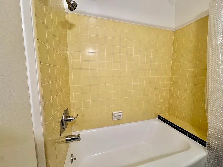 1120 N Curson Ave #5 — Photo 19