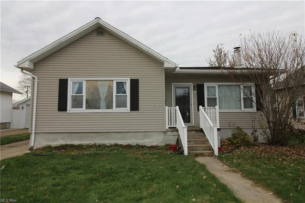 408 Harrison St photo 1