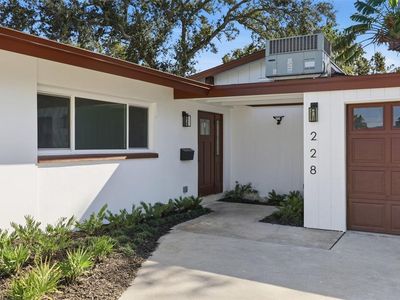 228 87th Ave NE, Saint Petersburg, FL, 33702