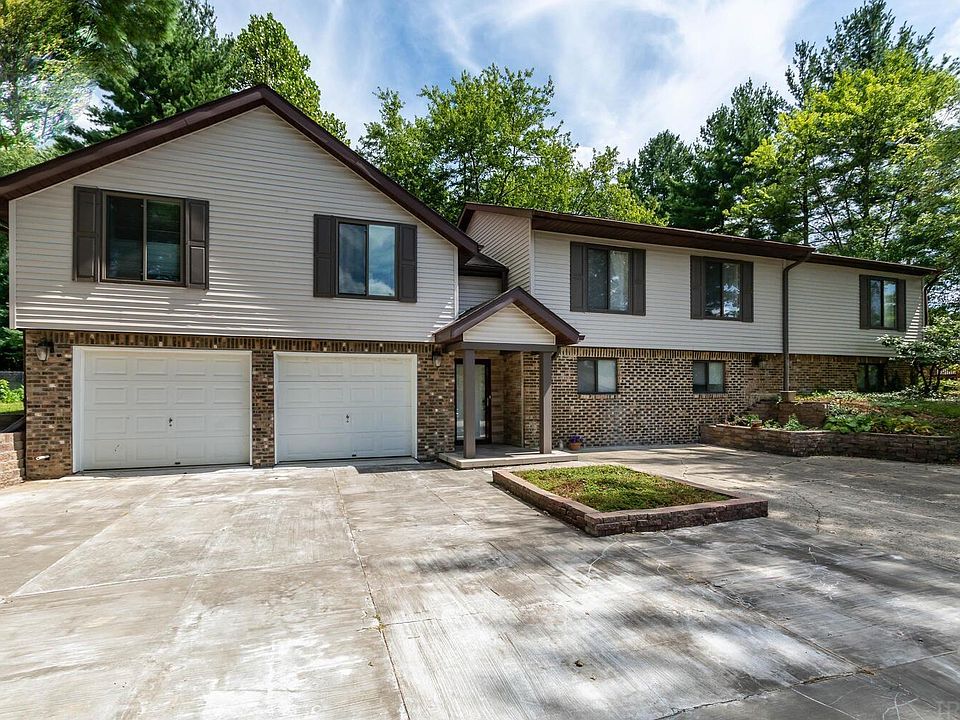 1st image of 3720 N Collins Dr