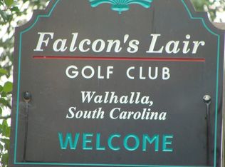 1308 Falcons Dr, Walhalla, SC 29691