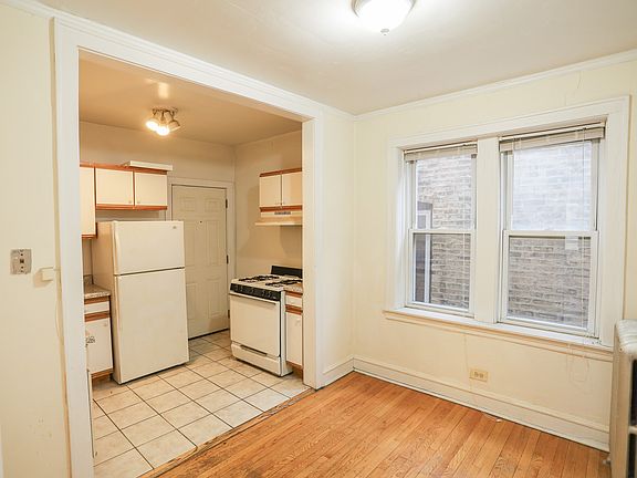 4th image of 4526 N Damen Ave APT 1A