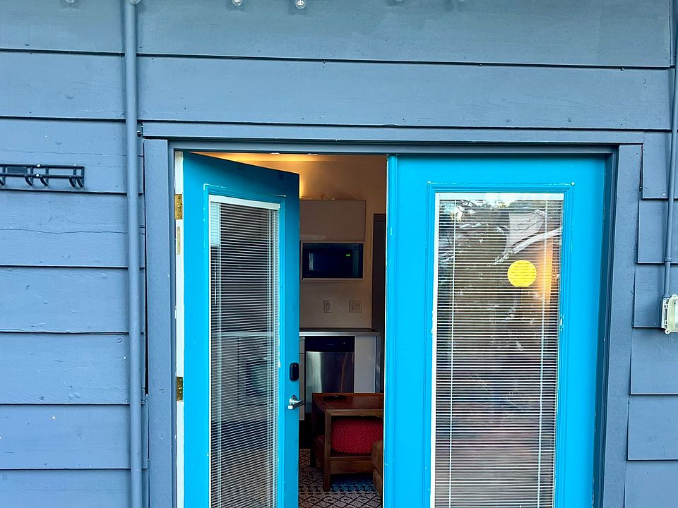 1st image of 233 Granite Chief Rd #1