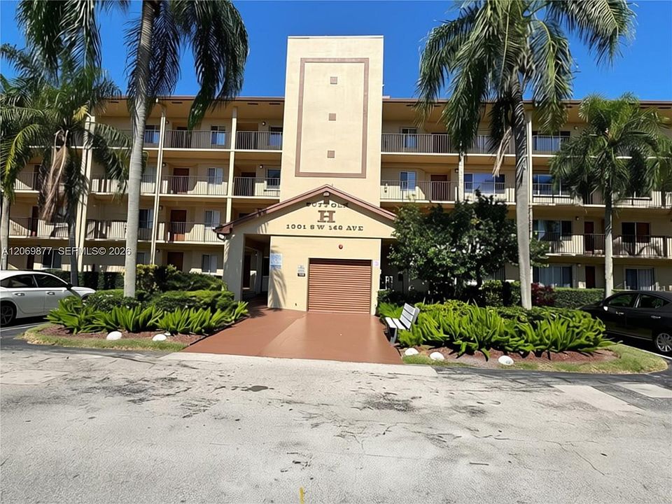 1st image of 1301 SW 142nd Ave APT 104-H